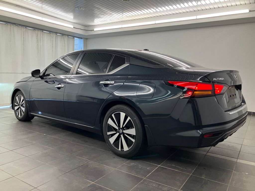 2021 Nissan Altima SV 4