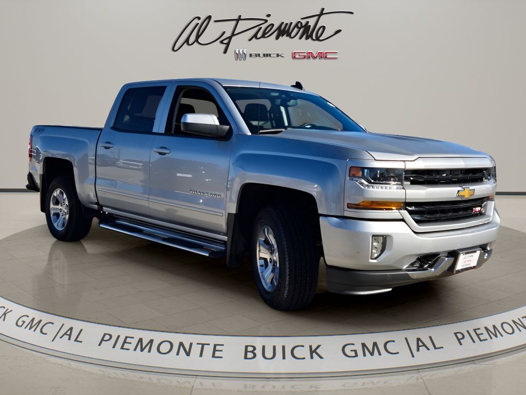 Silver Ice Metallic 2017 Chevrolet Silverado 1500 LT Crew Cab 4WD Pickup Truck Four-Wheel Drive 6-Speed Automatic Overdrive