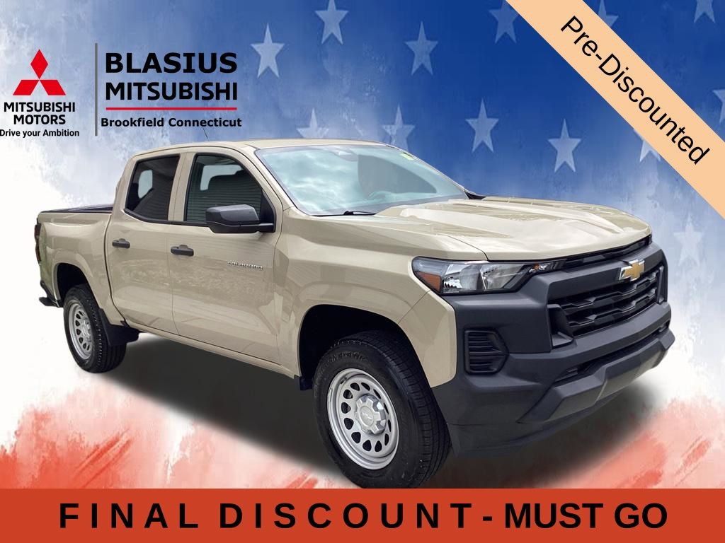 Sand Dune Metallic 2024 Chevrolet Colorado Pickup Truck 4X2 8-Speed Automatic
