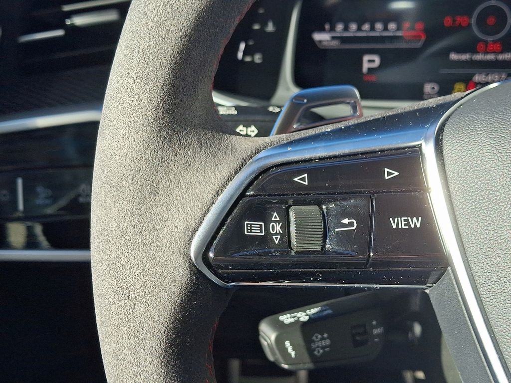 Thumbnail: 2023 Audi RS 7 - 22