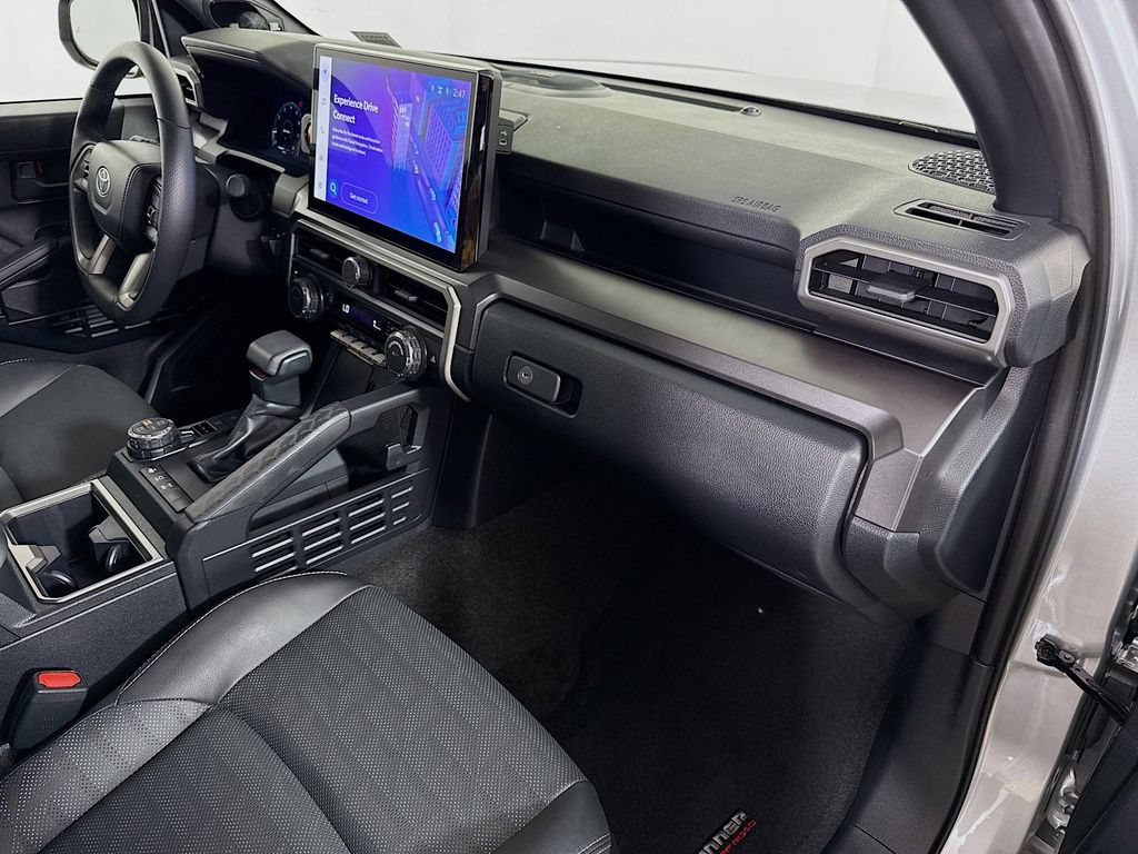 Thumbnail: 2025 Toyota 4Runner - 31