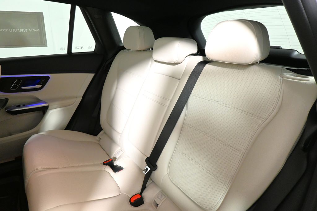 Thumbnail: 2024 Mercedes-Benz GLC - 4