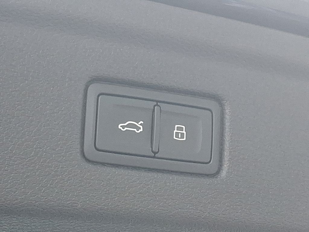 Thumbnail: 2025 Audi A5 - 27