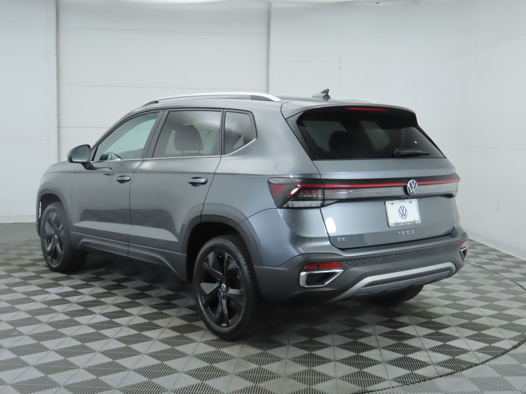 Thumbnail: 2025 Volkswagen Taos - 8