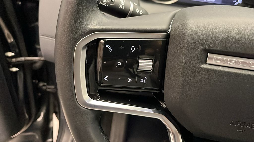 2023 Land Rover Discovery Sport S 14
