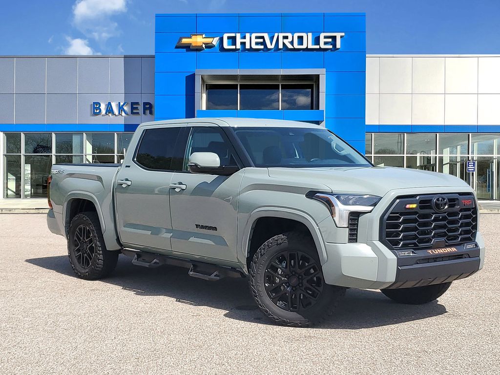 Celestial Silver Metallic 2023 Toyota Tundra Pickup Truck Four-Wheel Drive Automatic