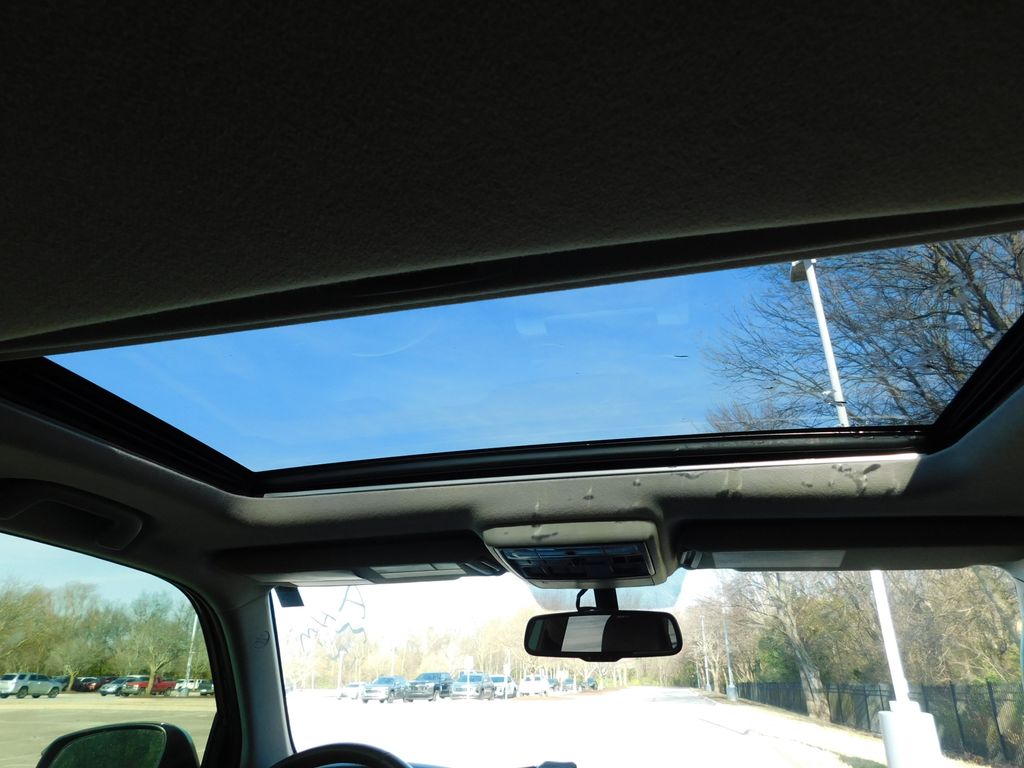 Thumbnail: 2016 Toyota 4Runner - 4