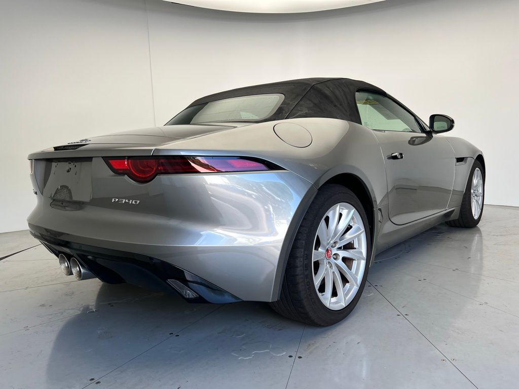 Thumbnail: 2019 Jaguar F-Type - 6
