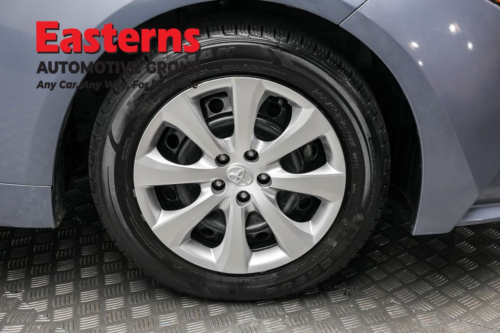 Used 2023 Gray Toyota LE image 29