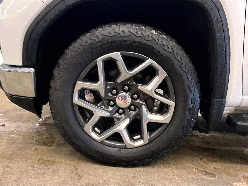 2023 GMC Sierra 1500 — photo 7