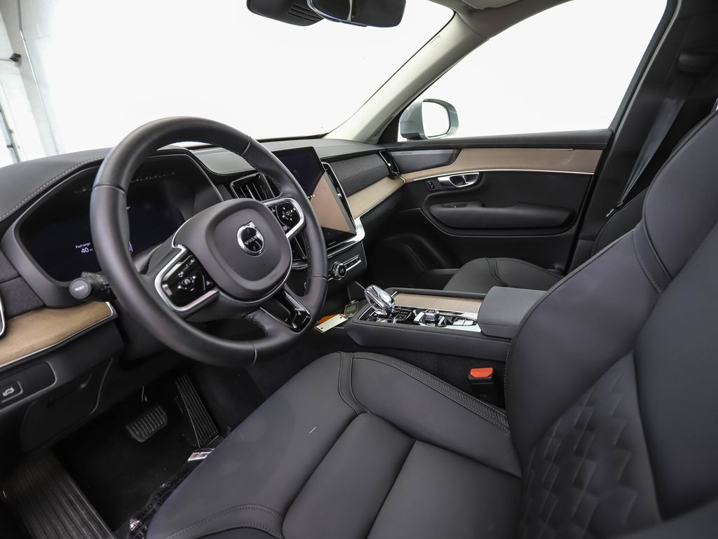 Thumbnail: 2026 Volvo XC90 - 10