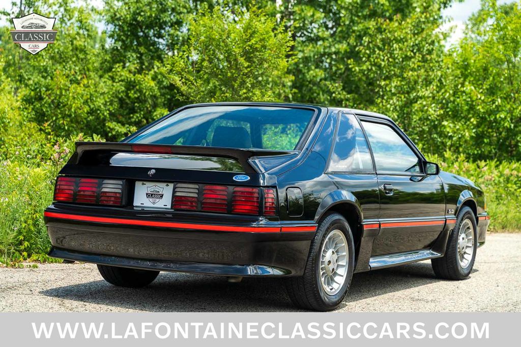 1987 Ford Mustang 13