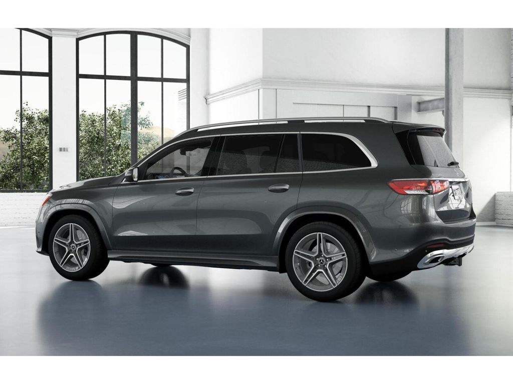 2025 Mercedes-Benz GLS 450 4MATIC 31