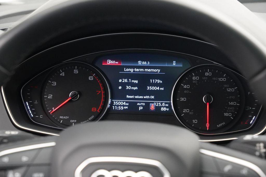 Thumbnail: 2023 Audi Q5 - 11