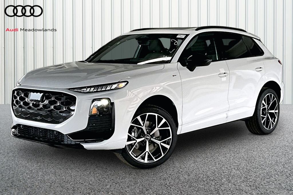Glacier White Metallic 2026 Audi Q3 SUV / Crossover All-Wheel Drive 7-Speed Automatic