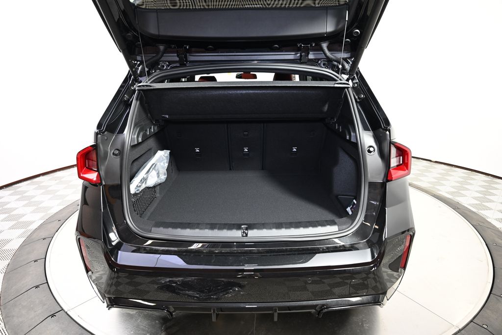 Thumbnail: 2025 BMW X1 - 10