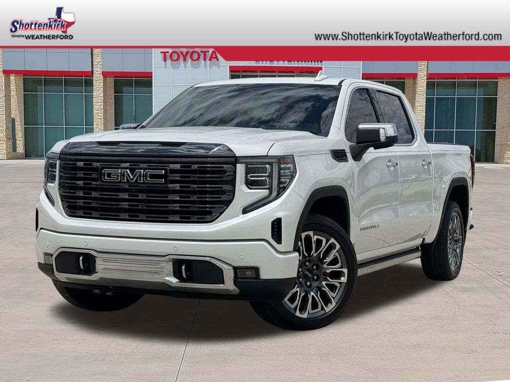 2023 GMC Sierra 4WD Crew Cab Short Box Denali Ultimate's photo