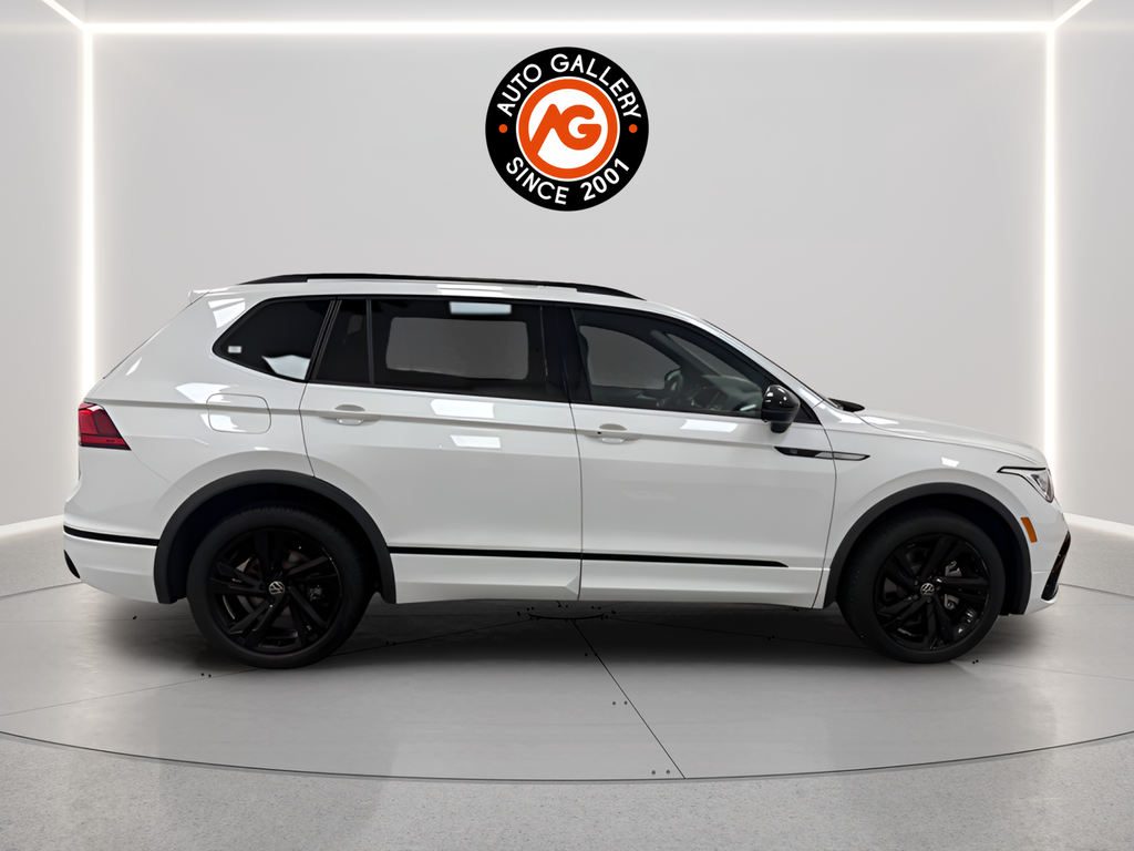 Opal White 2023 Volkswagen Tiguan SUV / Crossover Front-Wheel Drive 8-Speed Automatic