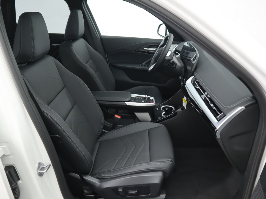 Thumbnail: 2025 BMW X1 - 21