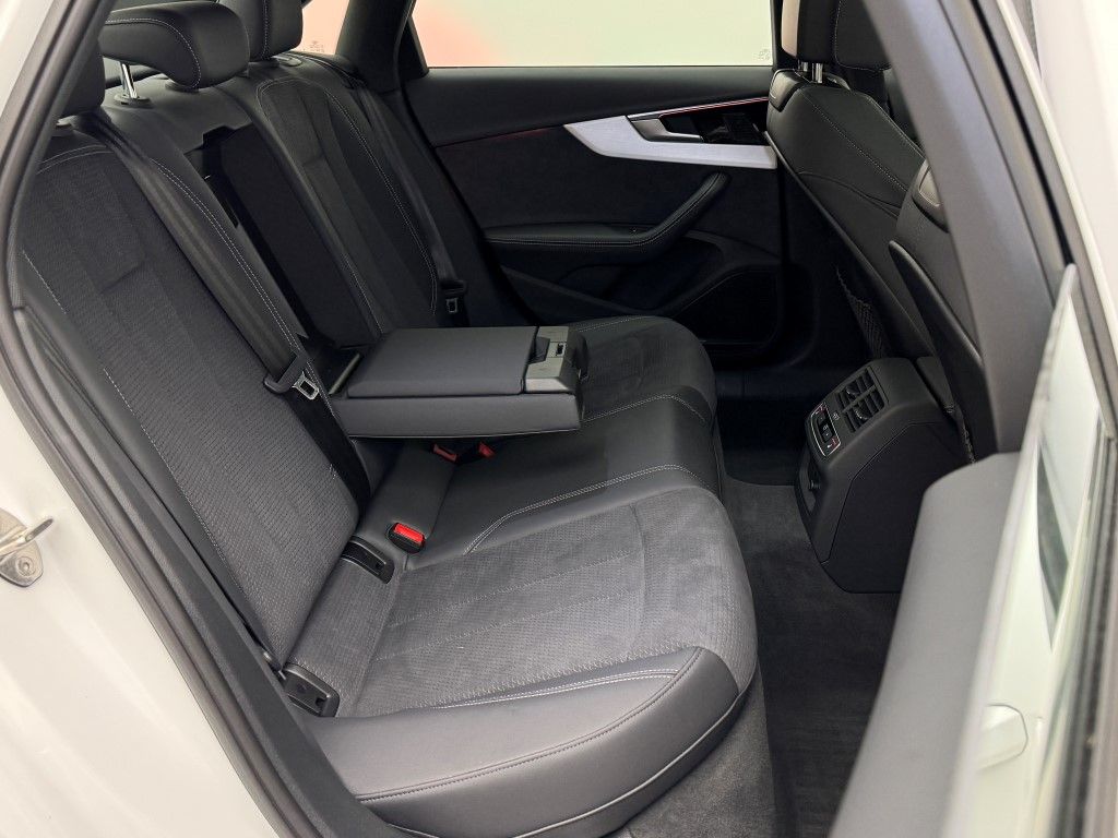 2022 Audi A4 Prestige 21