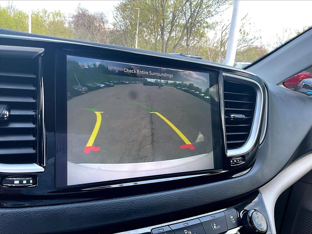 2023 Chrysler Pacifica — photo 20