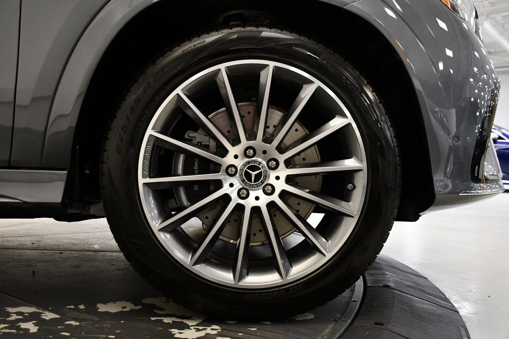 Thumbnail: 2026 Mercedes-Benz GLE - 16