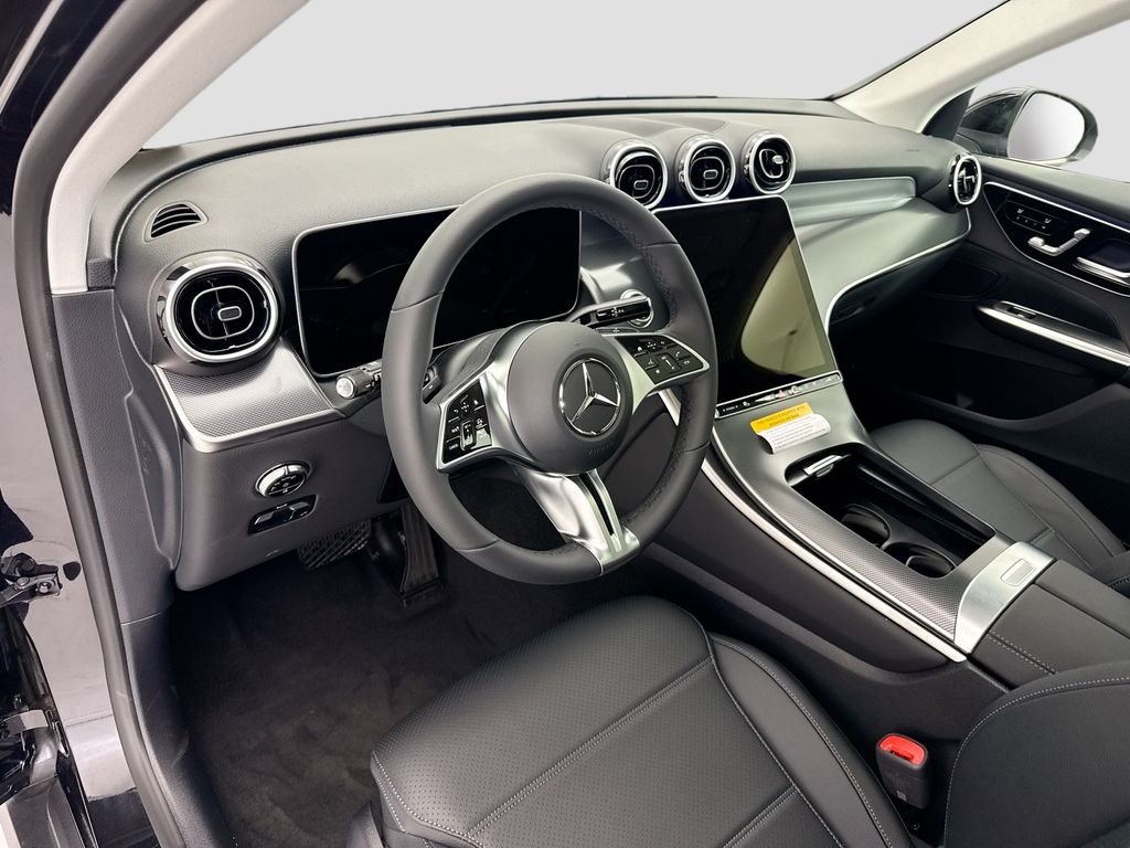 Thumbnail: 2026 Mercedes-Benz GLC - 9