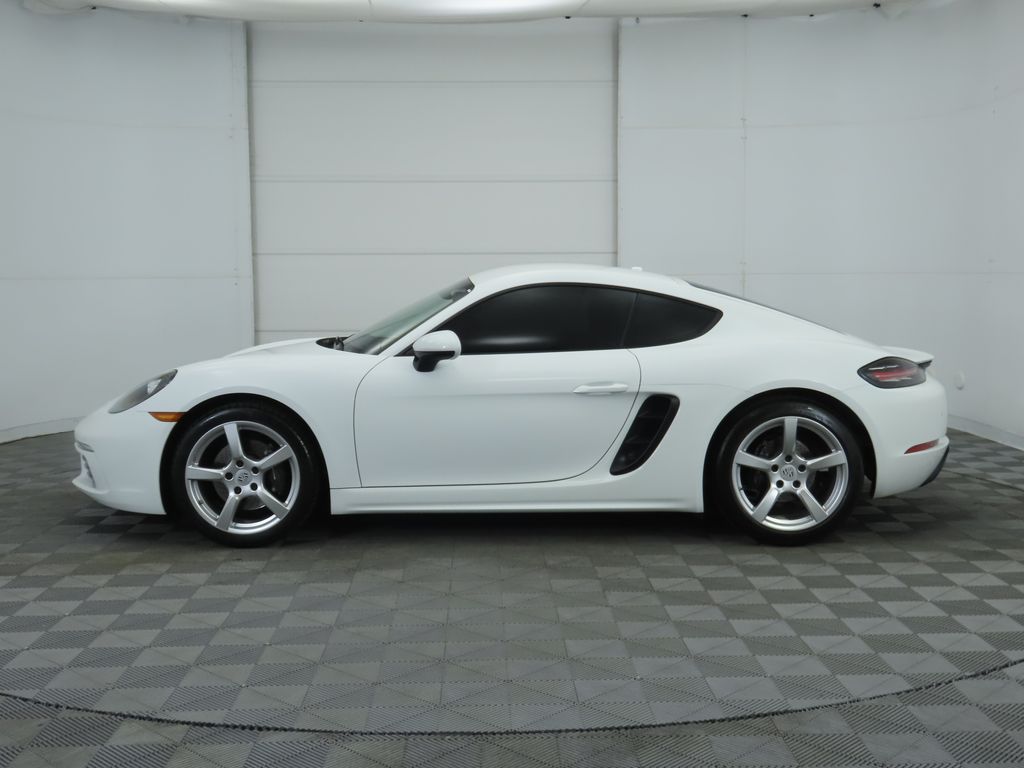 Thumbnail: 2019 Porsche 718 Cayman - 8