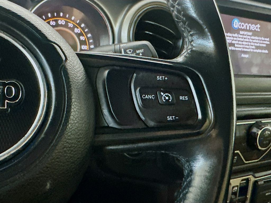 Used 2019 Green Jeep Unlimited Sport S image 26