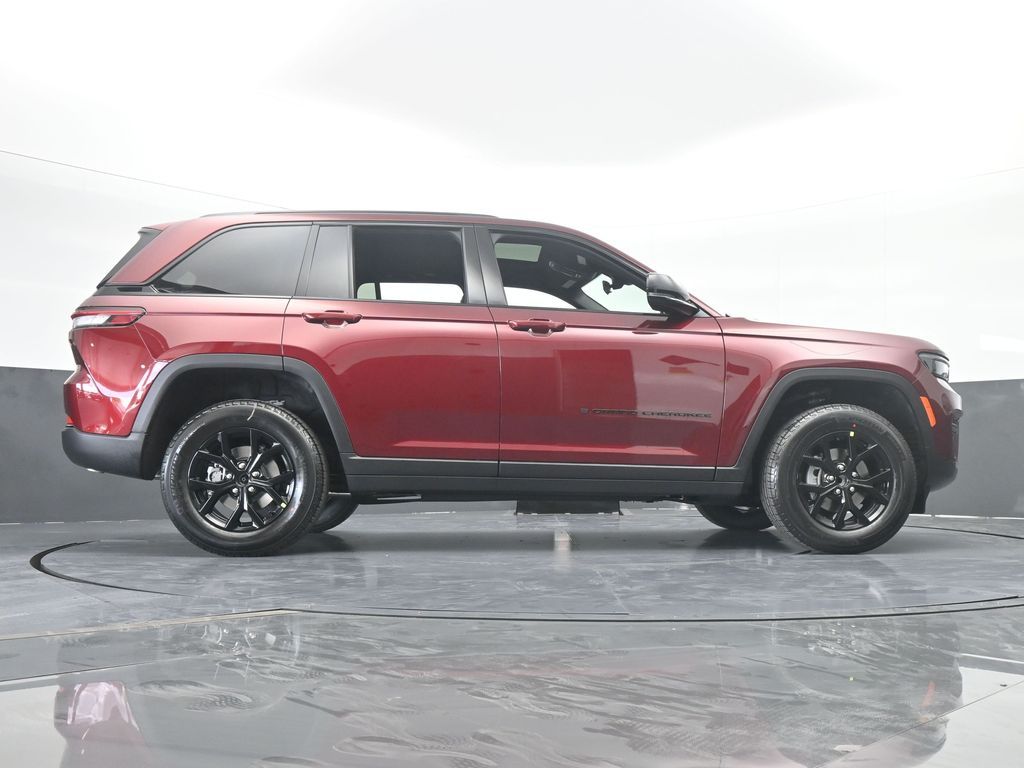 New 2025 Velvet Red Pearlcoat Jeep Altitude X image 55