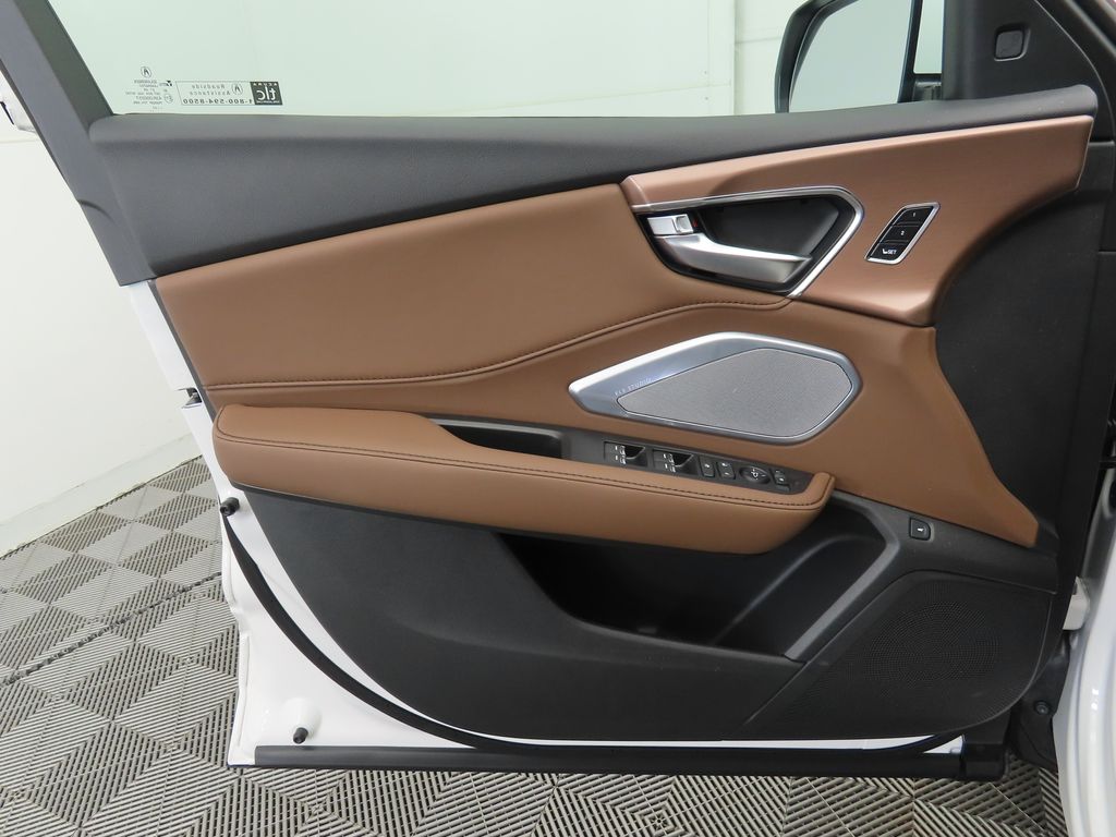 Thumbnail: 2025 Acura RDX - 24