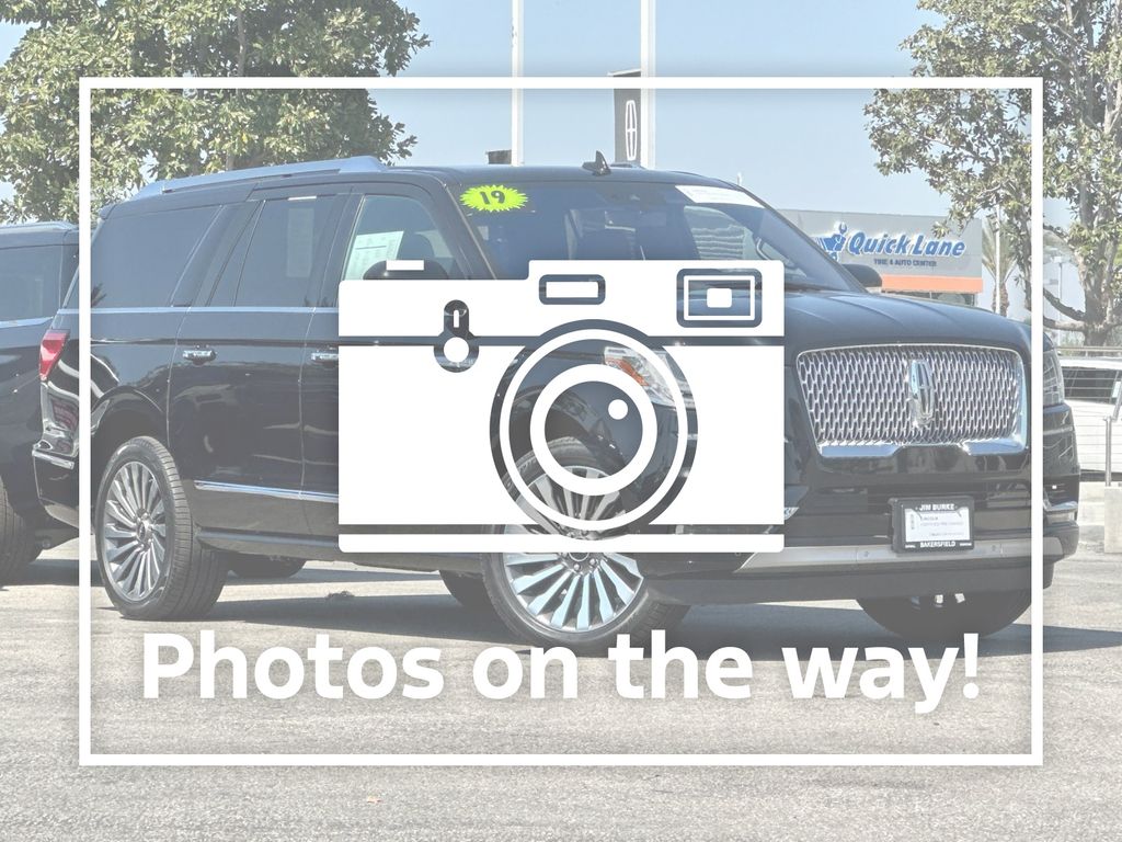 Black Metallic 2019 Lincoln Navigator L Reserve 4WD SUV / Crossover Four-Wheel Drive Automatic