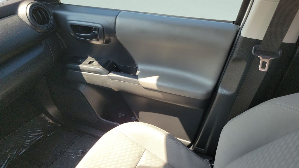 Certified Used 2023 White Toyota SR image 13