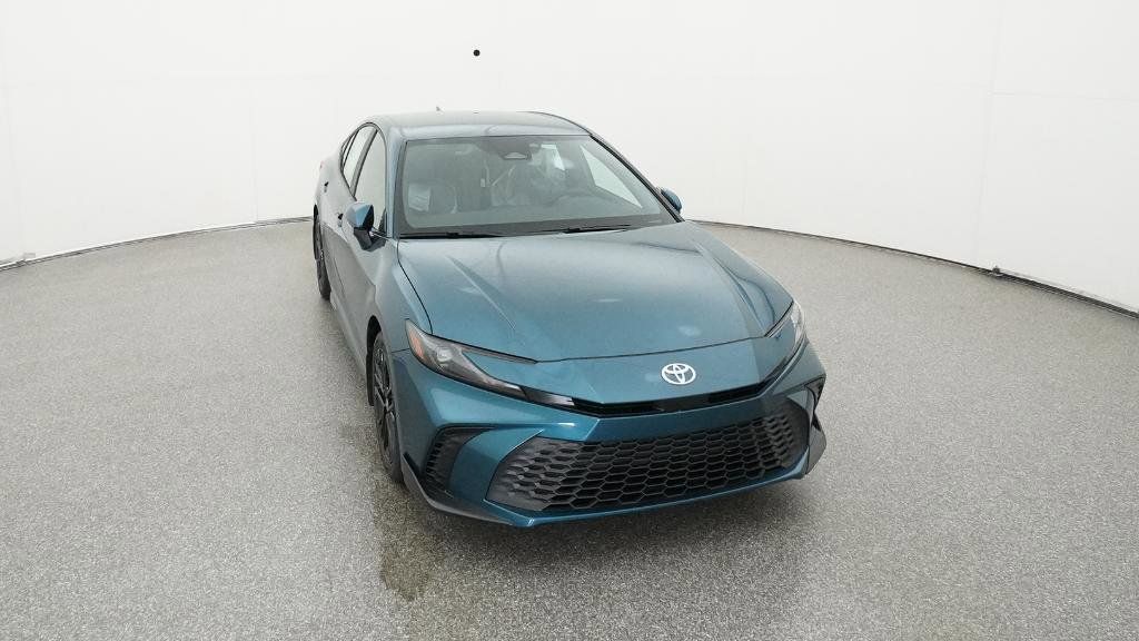 2025 Toyota Camry SE 27
