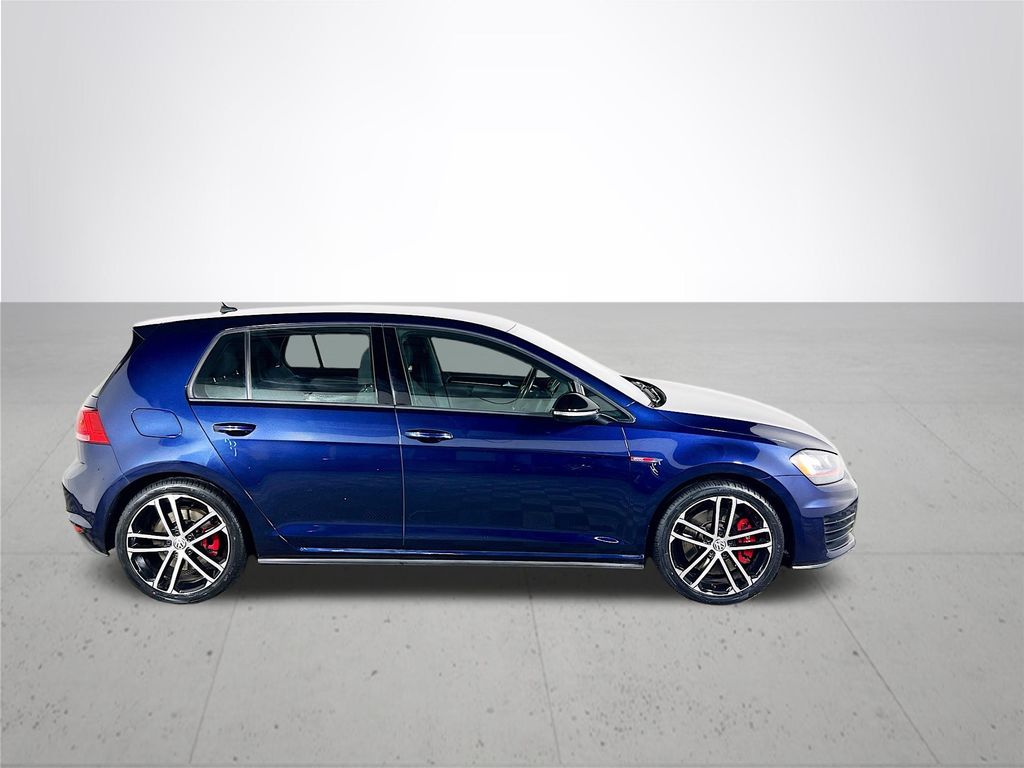 2017 Volkswagen Golf GTI Sport