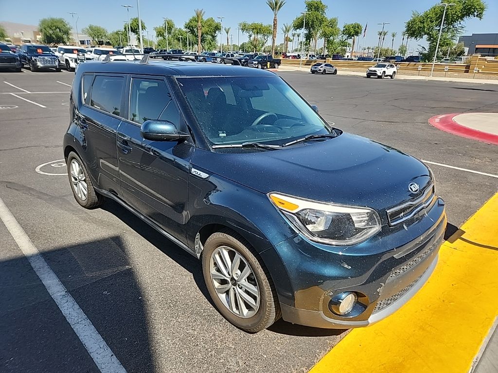 Thumbnail: 2017 Kia Soul - 3