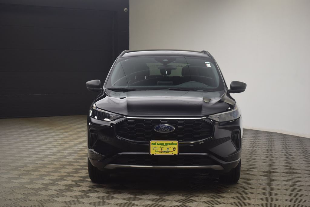 used 2024 Ford Escape car, priced at $20,500