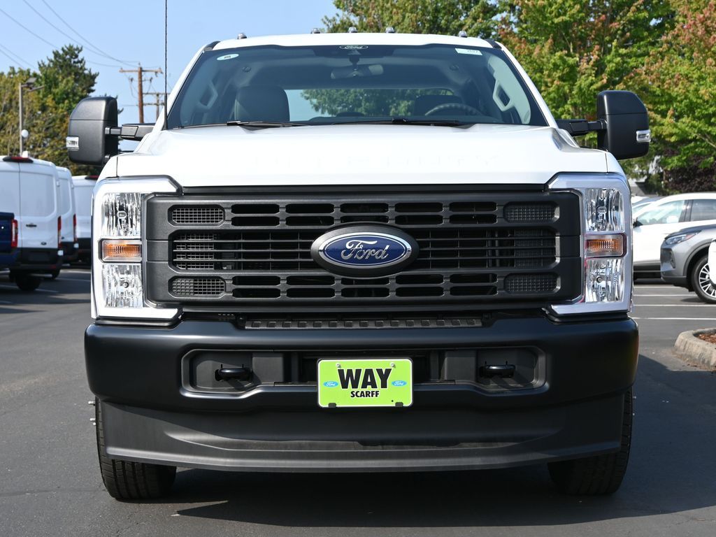 2026 Ford Super Duty F-350 DRW XL