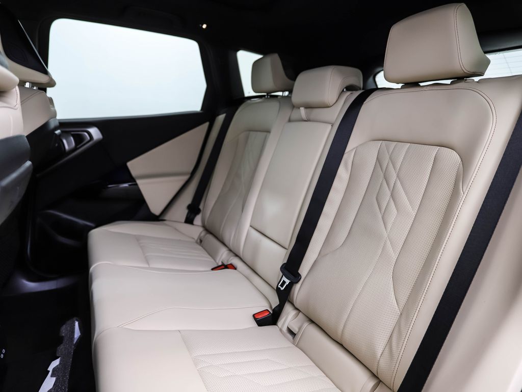 Thumbnail: 2026 BMW X3 - 22