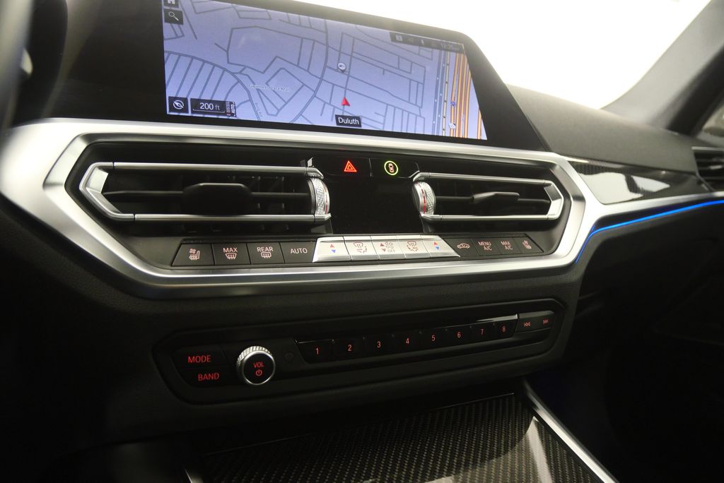 Thumbnail: 2021 BMW M3 - 30