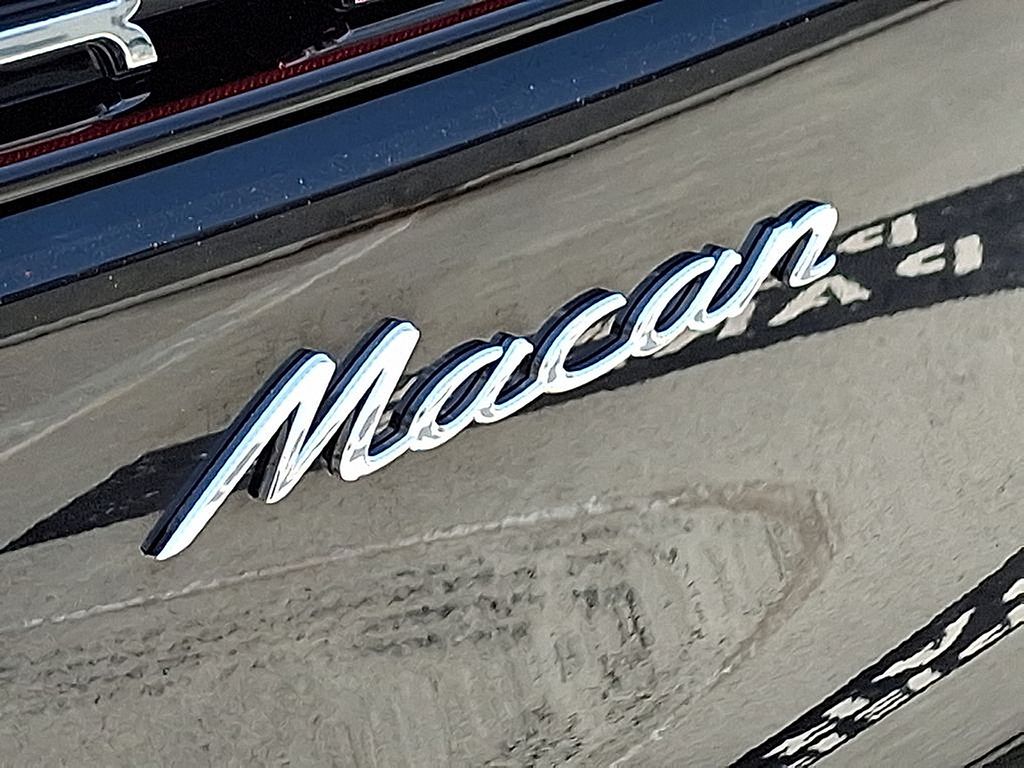 Thumbnail: 2025 Porsche Macan - 29