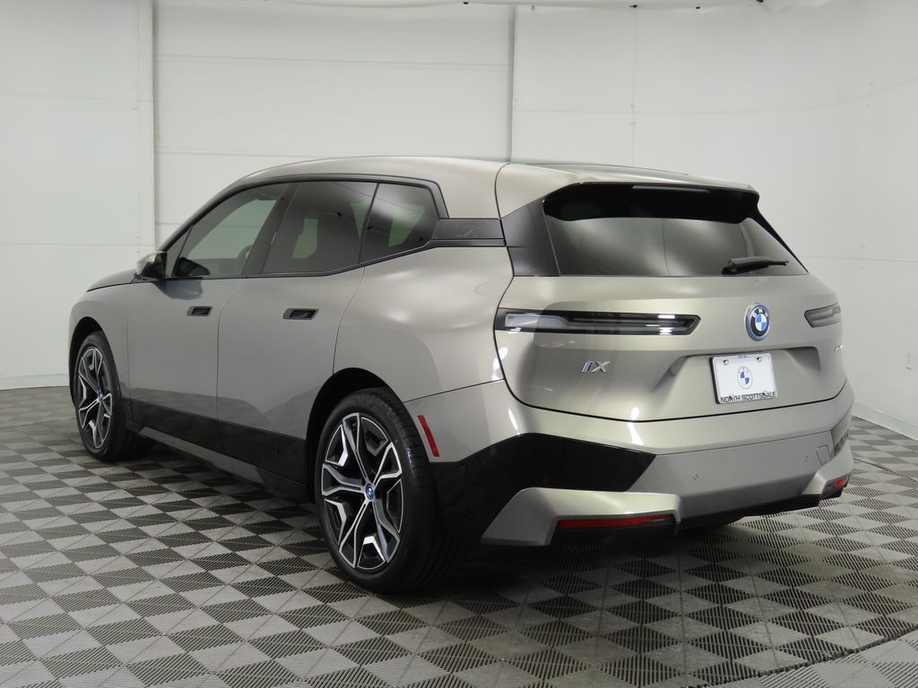 2024 BMW iX xDrive50 7