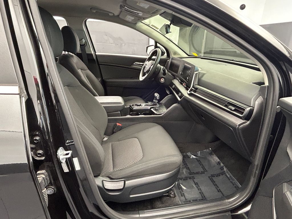 Used 2024 Fusion Black Kia LX image 37