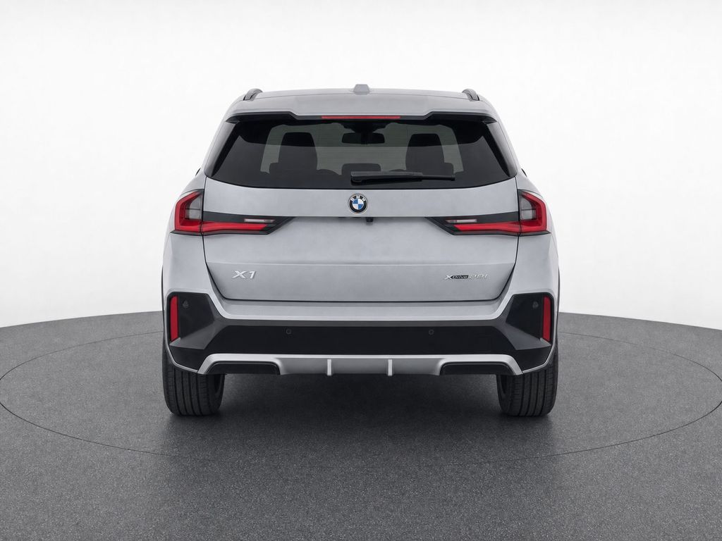 Thumbnail: 2026 BMW X1 - 4
