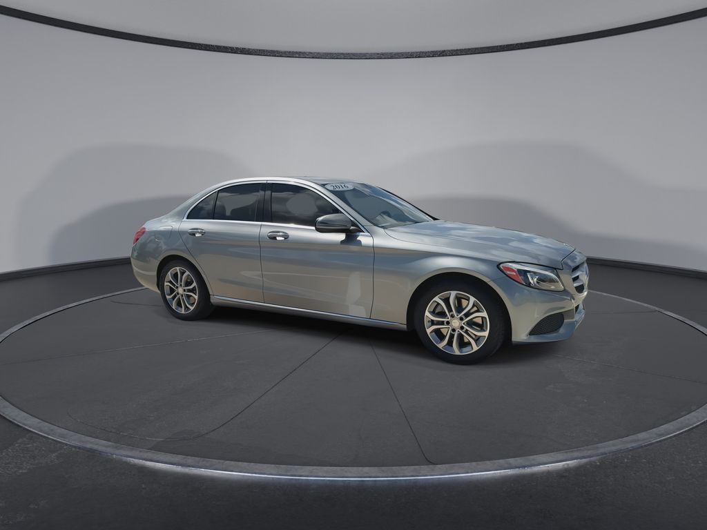 Thumbnail: 2016 Mercedes-Benz C-Class - 2