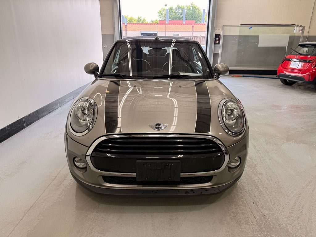 Thumbnail: 2017 MINI Cooper - 4