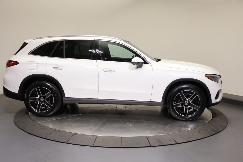 Thumbnail: 2026 Mercedes-Benz GLC - 6