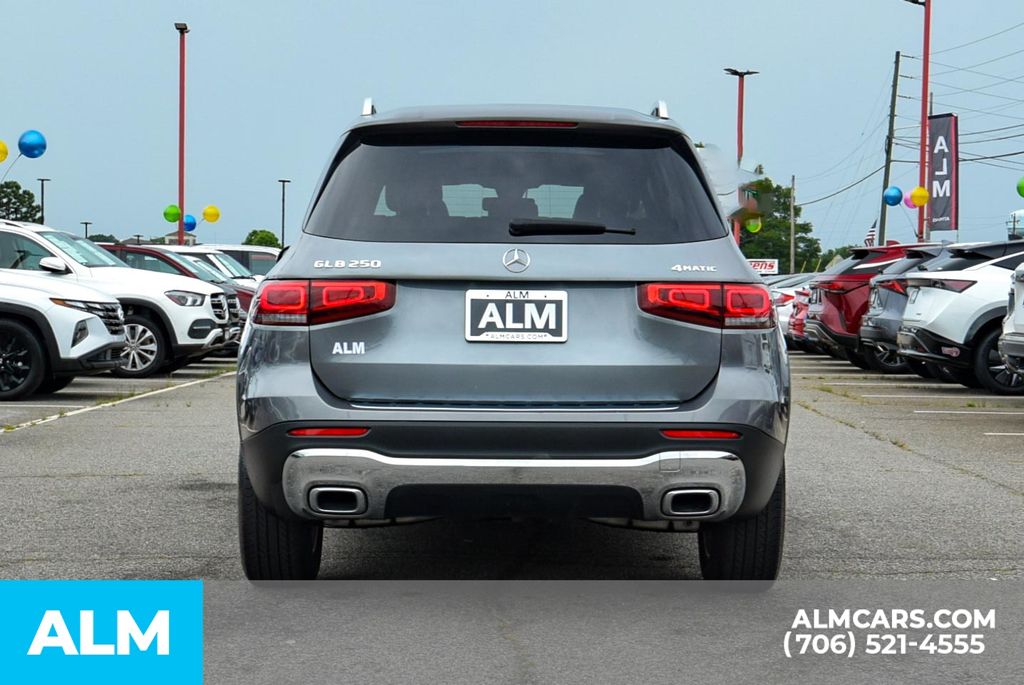 2021 Mercedes Benz GLB 250 4MATIC photo 4