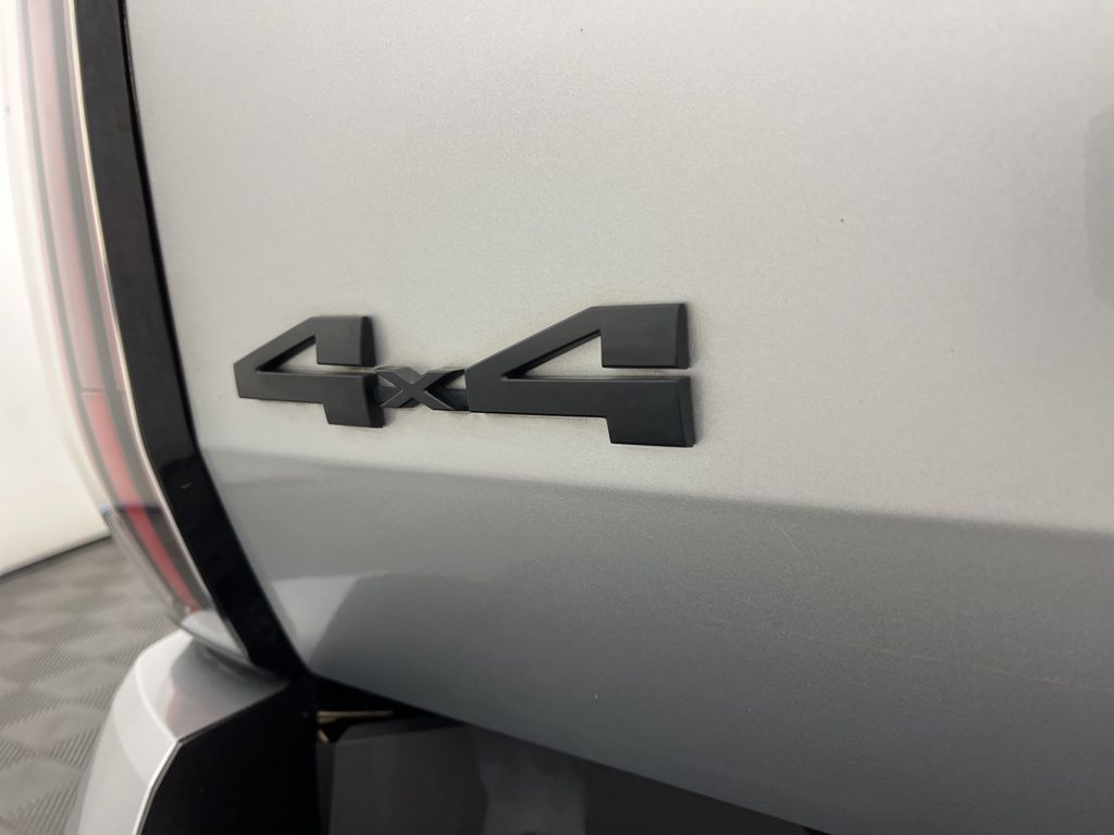 Thumbnail: 2023 Toyota Tundra - 12