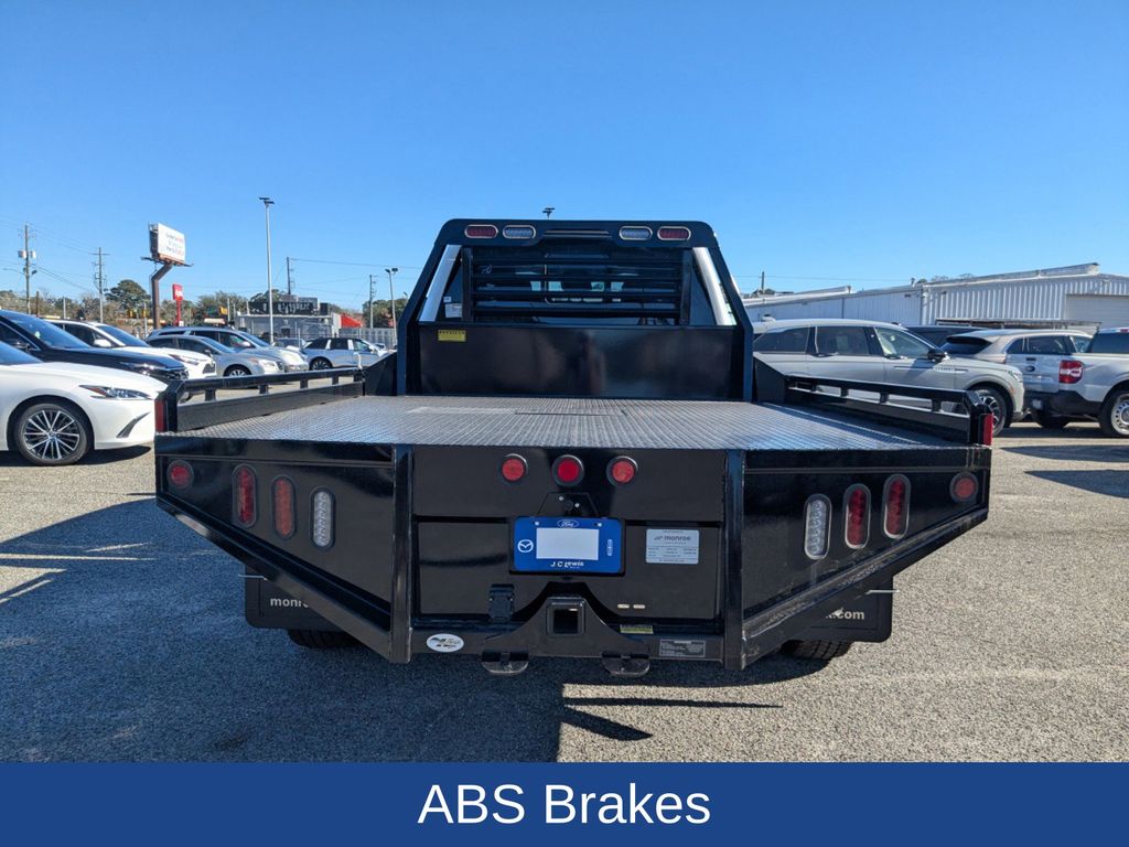 2025 Ford F-350 Chassis XL